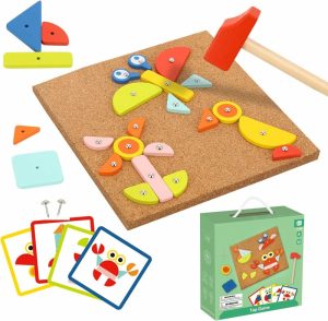 Brinquedos de Martelar e Bater |   Brinquedos de Habilidade Motora Fina: Jogo de Martelo e Pregos é um brinquedo Montessori que exercita as habilidades práticas das crianças e desenvolve sua imaginação. Brinquedos de Martelar e Bater Brinquedos de Martelar e Bater