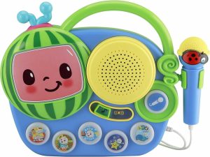 Brinquedos Musicais |   Brinquedo Auxiliar Cocomelon Boombox com Microfone para Crianças Pequenas – Música Integrada e Luzes Piscantes – Presentes para Fãs de Cocomelon Brinquedos Musicais Brinquedos Musicais